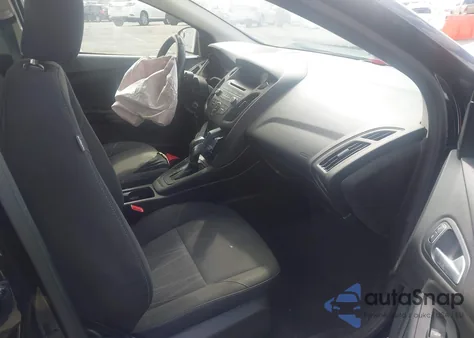 2016 Ford Focus Se из США, поврежденный, VIN 1FADP3F2XGL387890